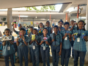 bharathiyavidyalaya art from waste